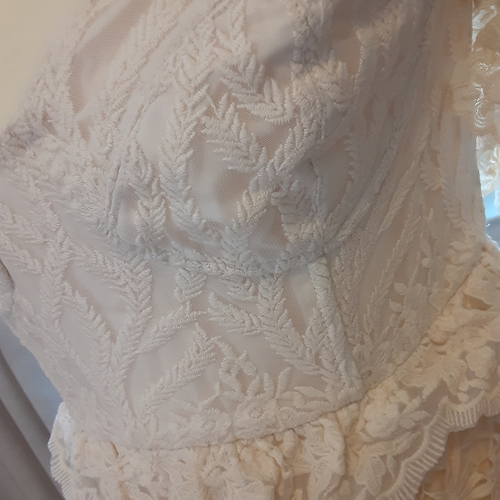 Estelle Gown - Picture 7 of 14